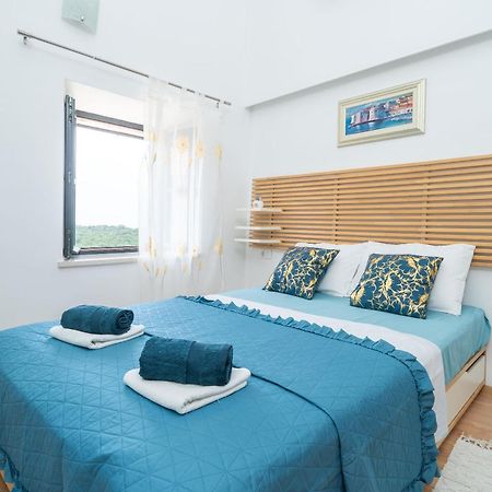 סלאנו Holiday Home Majkovi מראה חיצוני תמונה