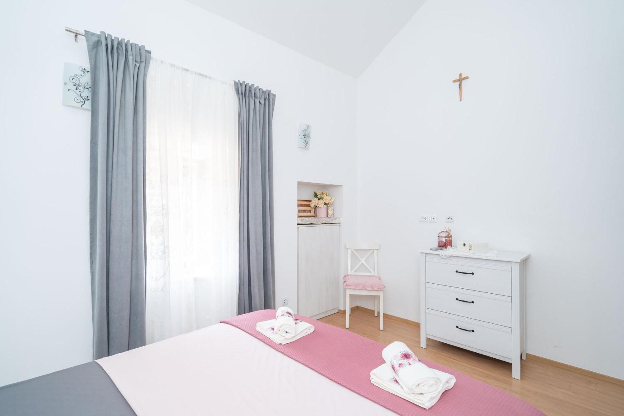 סלאנו Holiday Home Majkovi מראה חיצוני תמונה