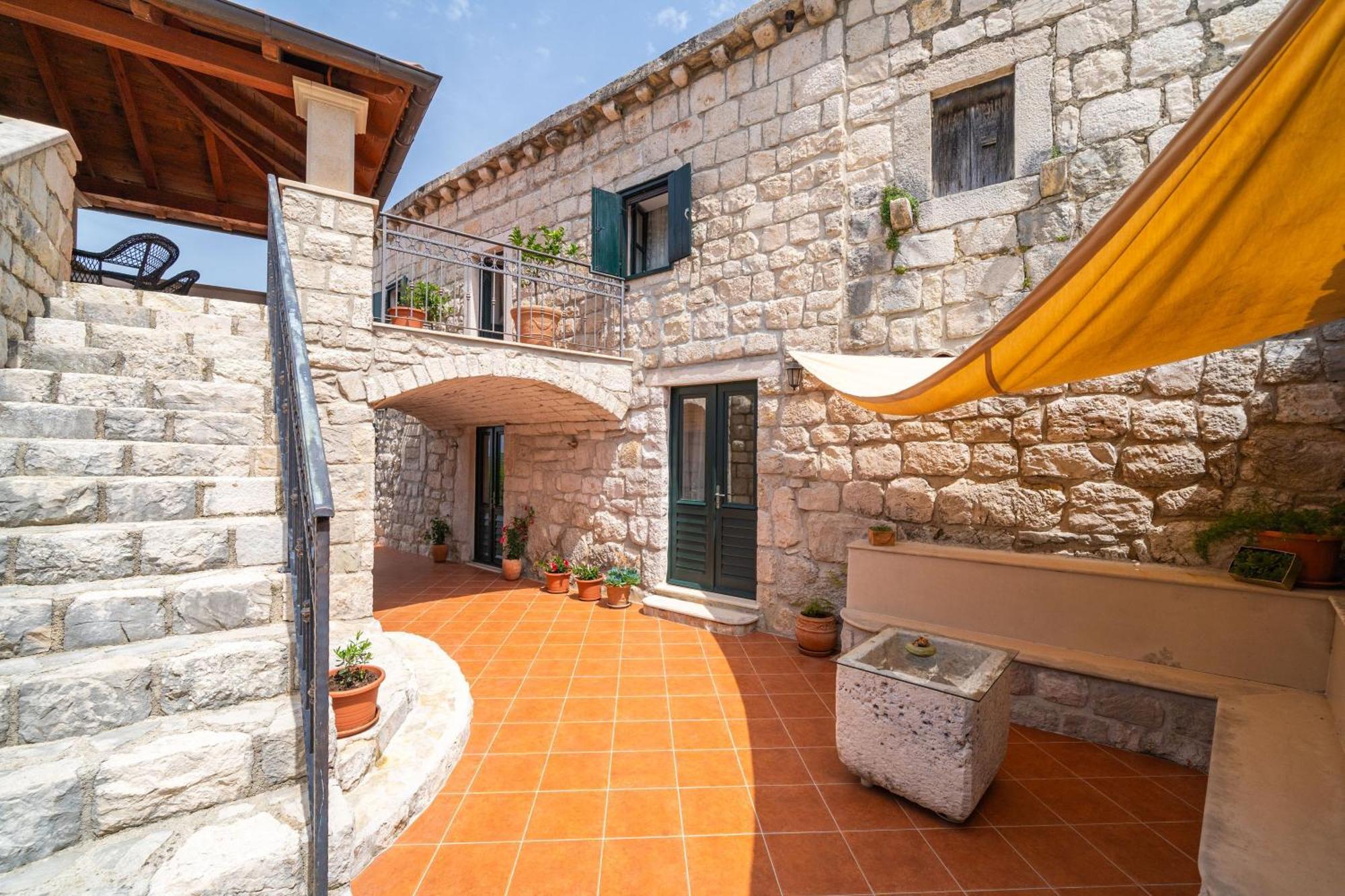 סלאנו Holiday Home Majkovi מראה חיצוני תמונה